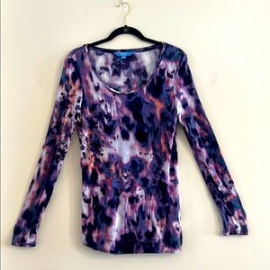 Simply Vera Cosmic Color Pattered Top Size M